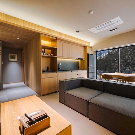 Ski Inn Hakuba, Iwatake Екстер'єр фото