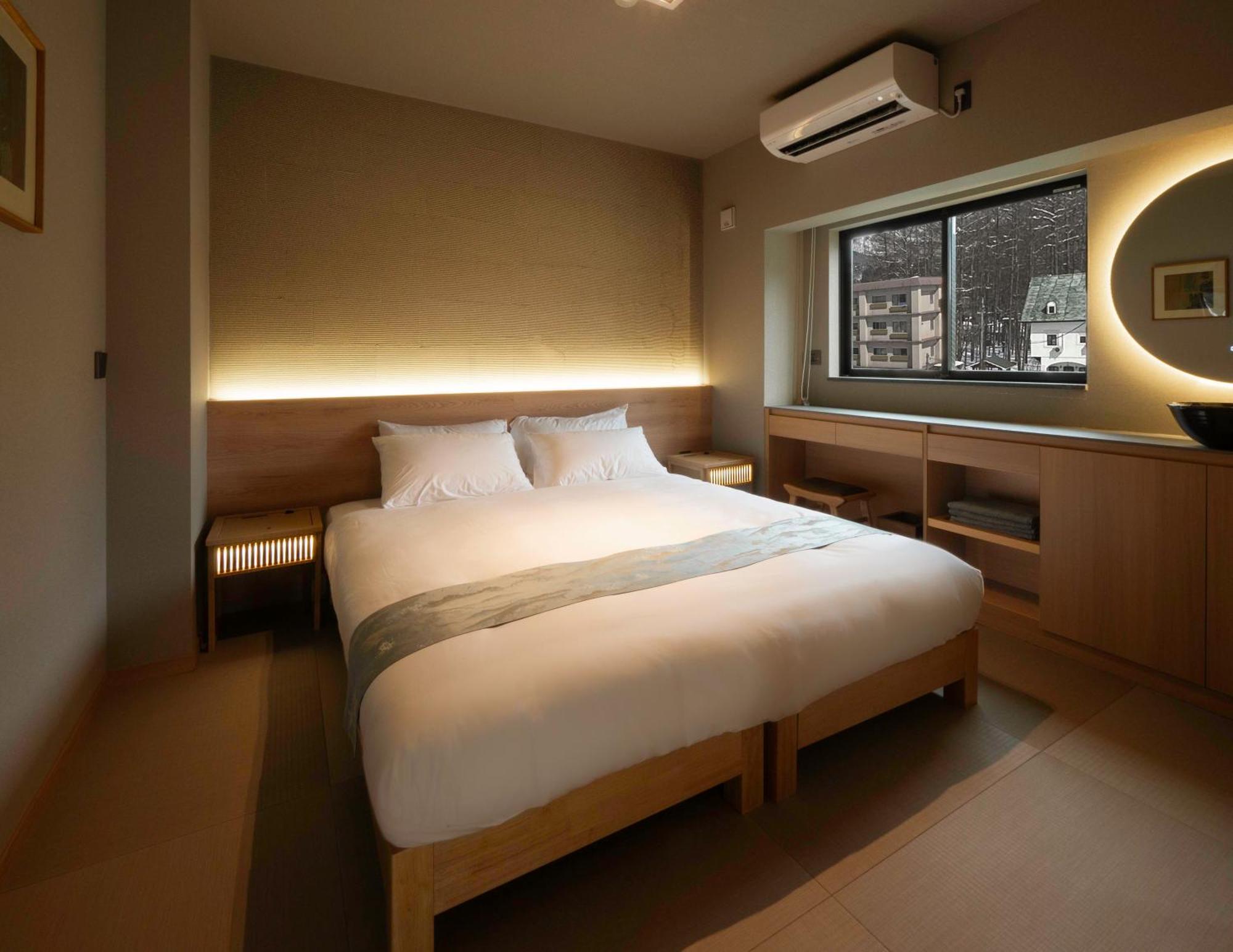 Ski Inn Hakuba, Iwatake Екстер'єр фото